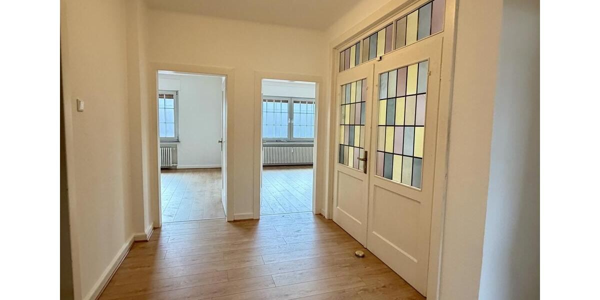 Etagenwohnung Hiddenhausen - 4 Zimmer, 154 m&sup2;, 1.000&euro; | Angebot:24712172