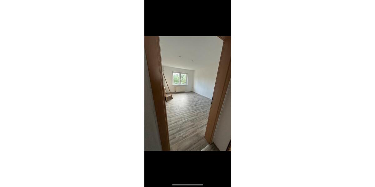 Etagenwohnung Schönhausen (Elbe) - 4 Zimmer, 72 m&sup2;, 350&euro; | Angebot:25383801