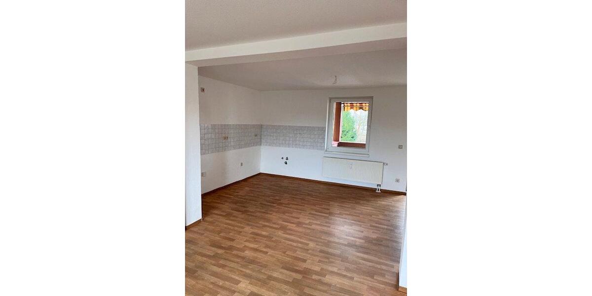 Etagenwohnung Senftenberg - 3 Zimmer, 81 m&sup2;, 551&euro; | Angebot:25991721