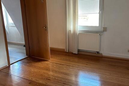 2 Zimmer Wohnung am Nel Mezzo zu vermieten zimmer