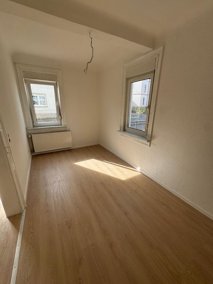 Schöne Helle 4 Raum Wohnung all inklusive zimmer