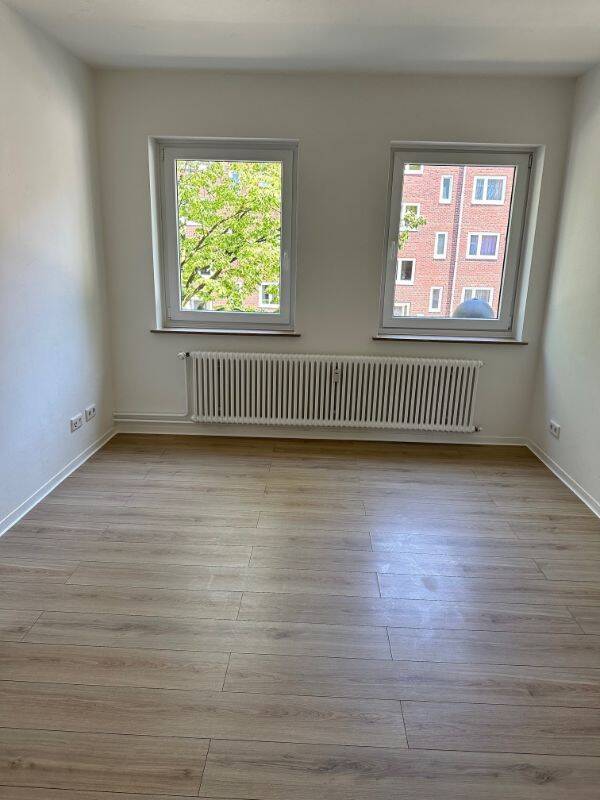 Helle, gepflegte 2-Zimmer-Wohnung zum 16.07. zu vermieten!