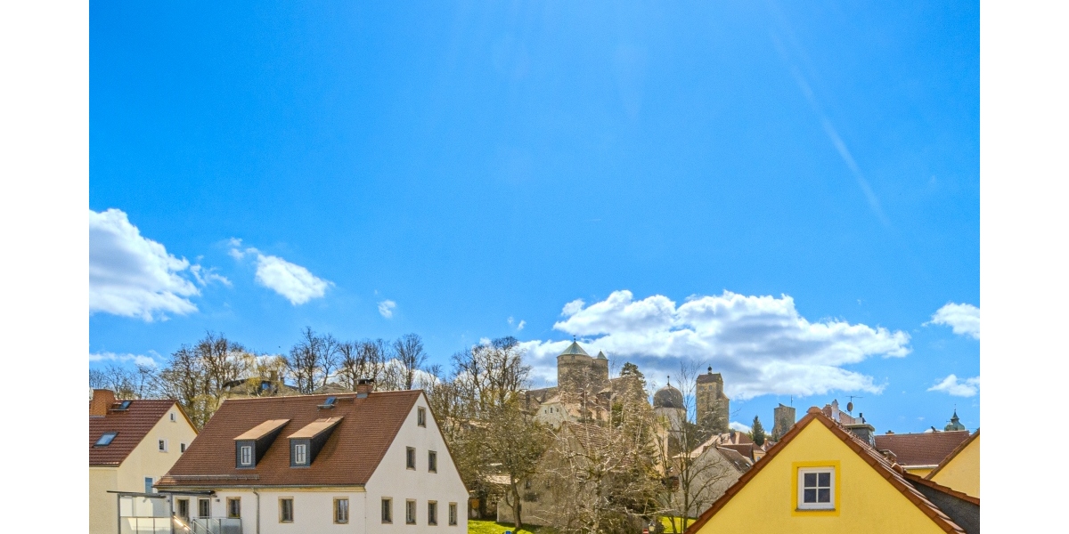 ERSTBEZUG NACH SANIERUNG – BALKON– GRANDIOSER BLICK – GÄSTE-WC – ANKLEIDE - Dachgeschoßwohnung Stolpen Stolpen | Angebot:26067678