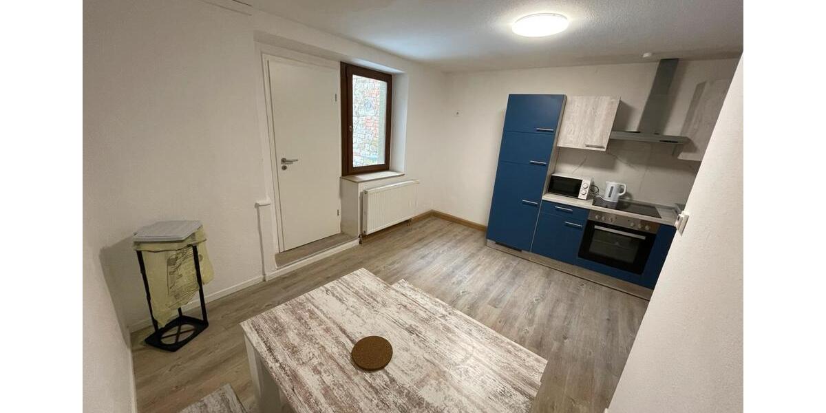 Wohnen auf Zeit Kitzingen - 10 Zimmer, 100 m&sup2;, 18&euro; | Angebot:26226216