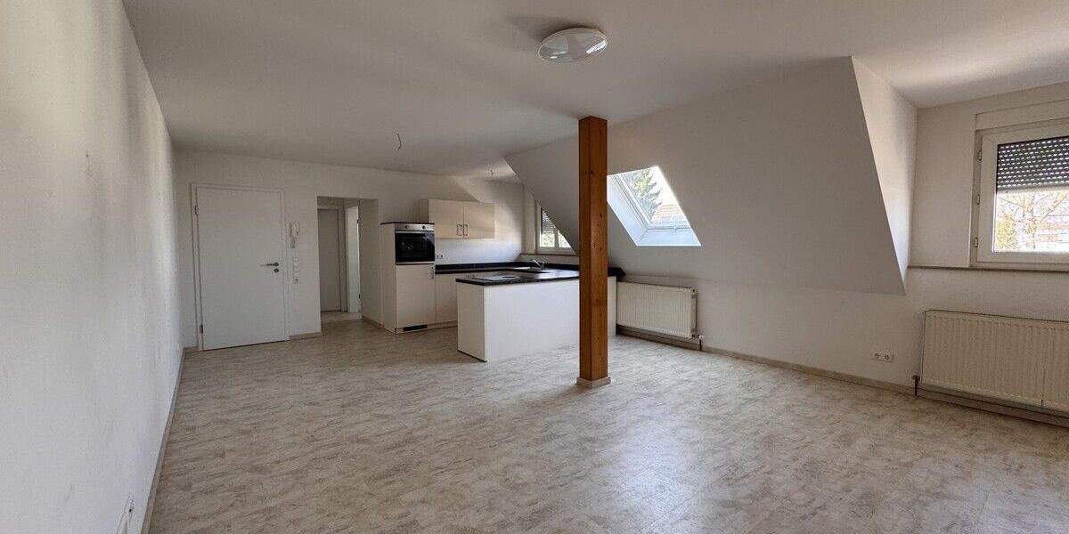 Etagenwohnung Crailsheim Roßfeld - 4 Zimmer, 105 m&sup2;, 1.000&euro; | Angebot:25896021