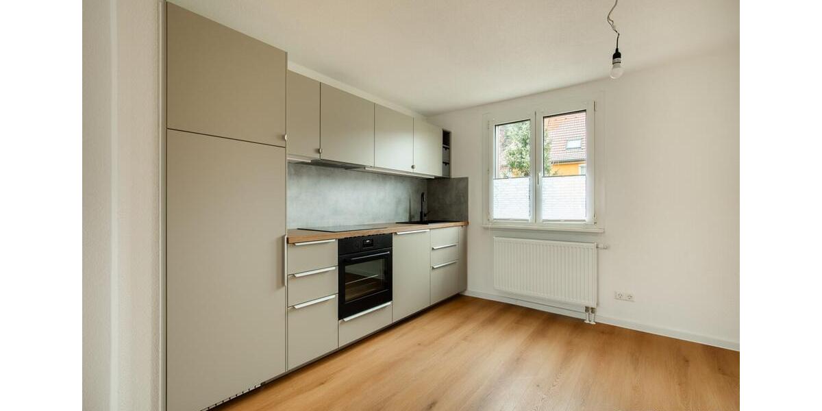 Kernsaniertes Reihenmittelhaus mit Garten in Neustadt zu mieten – sofort bezugsfrei 5 zimmer