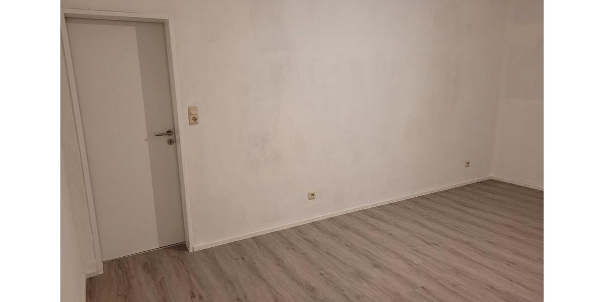 Etagenwohnung Stromberg - 3 Zimmer, 86 m&sup2;, 680&euro; | Angebot:26074128