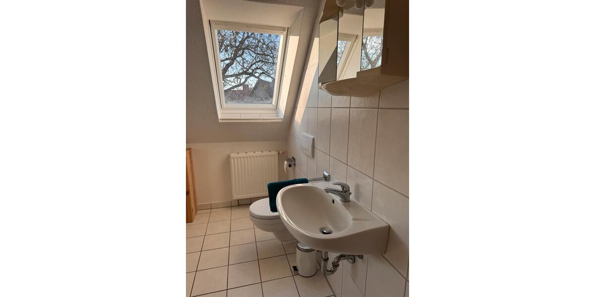 Etagenwohnung Haßbergen - 5 Zimmer, 135 m&sup2;, 1.050&euro; | Angebot:26403829