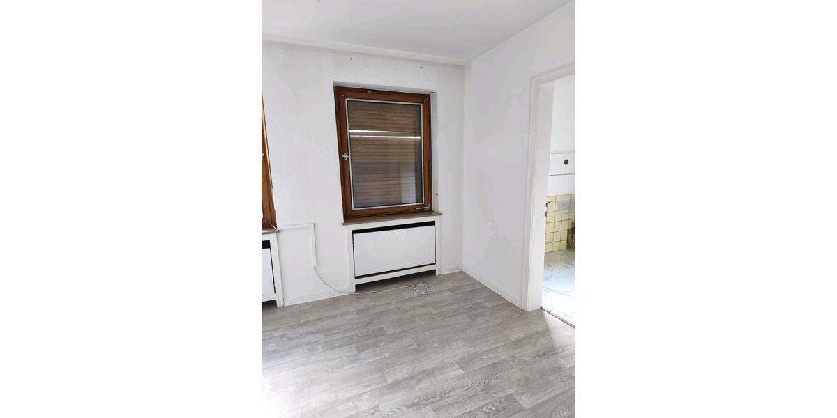 Erdgeschoßwohnung Siegen - 2 Zimmer, 35 m&sup2;, 630&euro; | Angebot:26561719