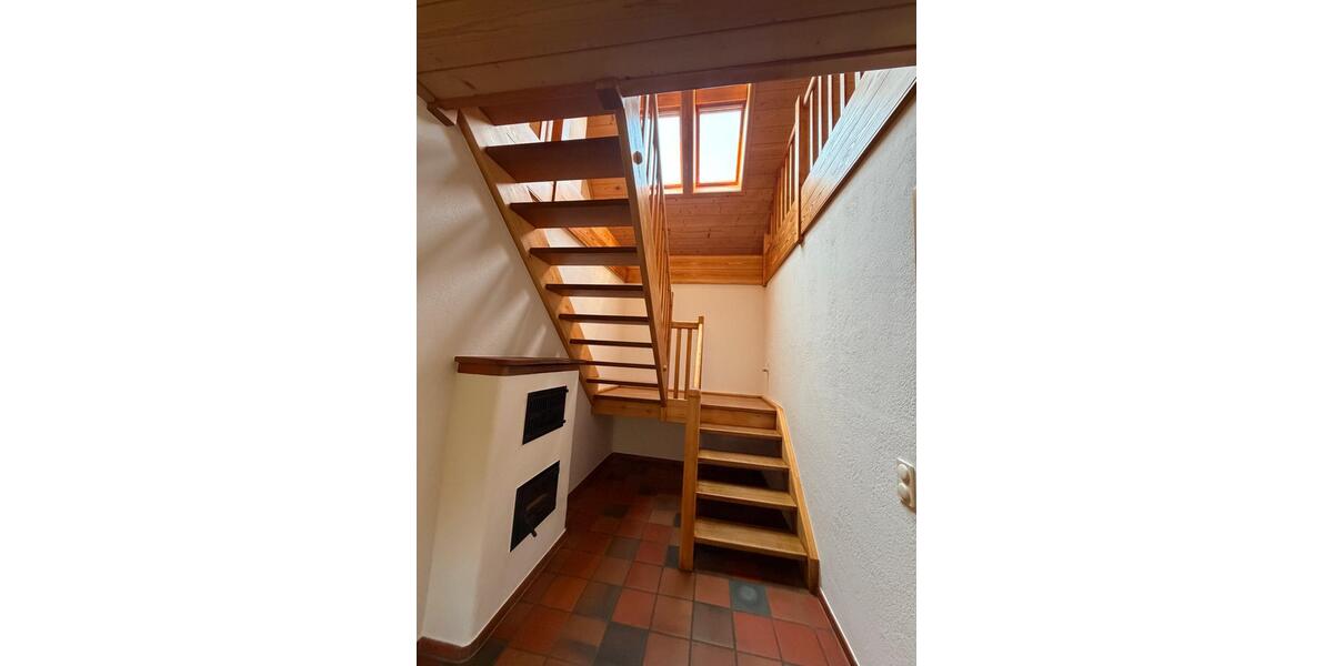 Einfamilienhaus Schlüchtern - 3 Zimmer, 150 m&sup2;, 1.350&euro; | Angebot:25964514