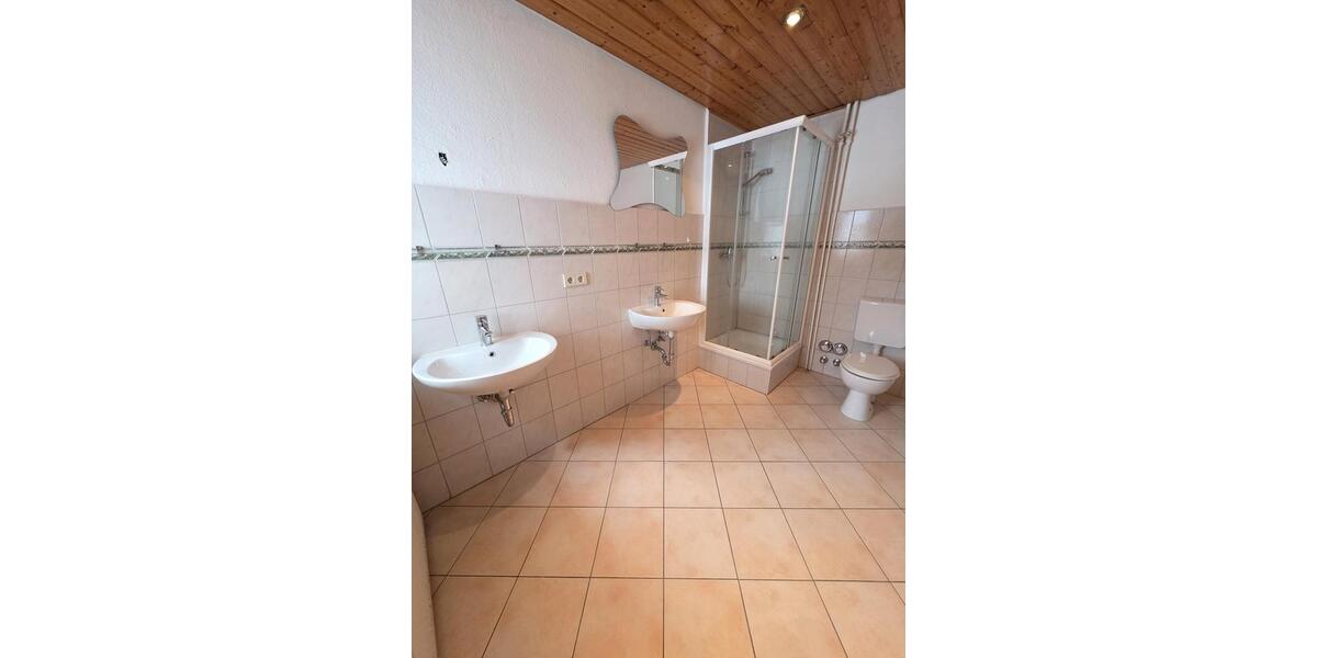 Erdgeschoßwohnung Hohenlockstedt - 4 Zimmer, 100 m&sup2;, 912&euro; | Angebot:25892463