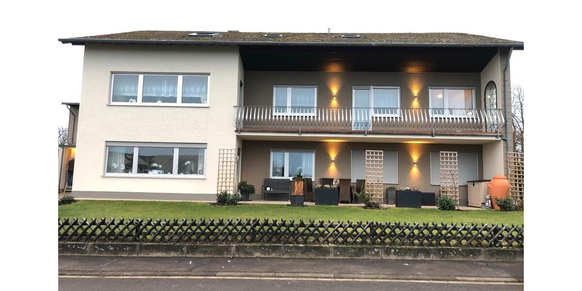 Monzelfeld - frisch renovierte EG-Wohnung 2.5 zimmer