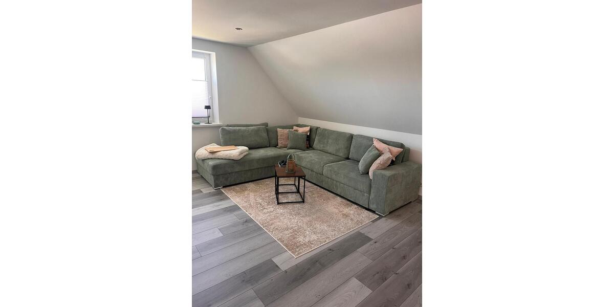 Dachgeschoßwohnung Delligsen - 2 Zimmer, 60 m&sup2;, 450&euro; | Angebot:26608978