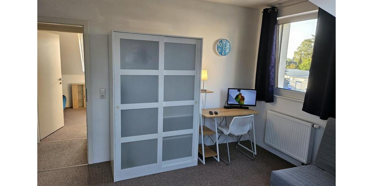 Großes Zimmer mit optimaler Anbindung an Hamburg 1 zimmer