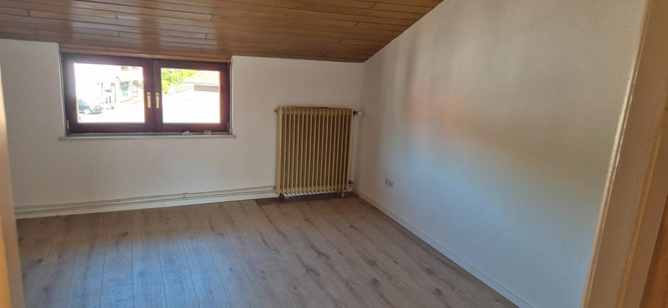 Dachgeschoßwohnung Hude (Oldenburg) - 3 Zimmer, 98 m&sup2;, 900&euro; | Angebot:26433484