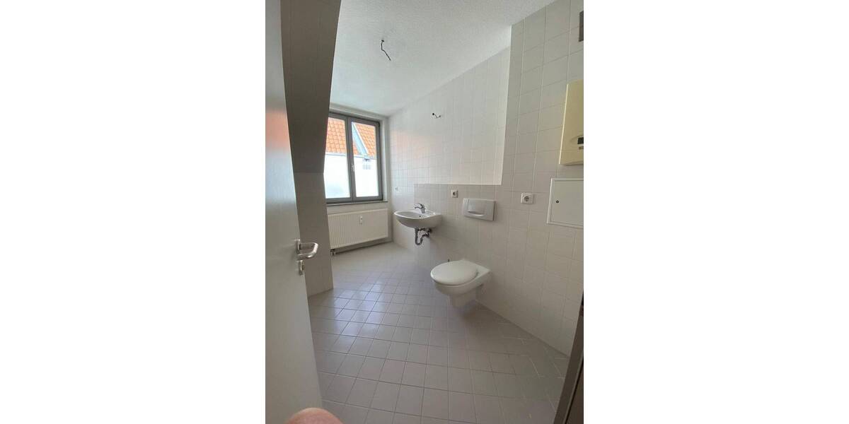 Etagenwohnung Stralsund Altstadt - 2 Zimmer, 73 m&sup2;, 735&euro; | Angebot:26275349