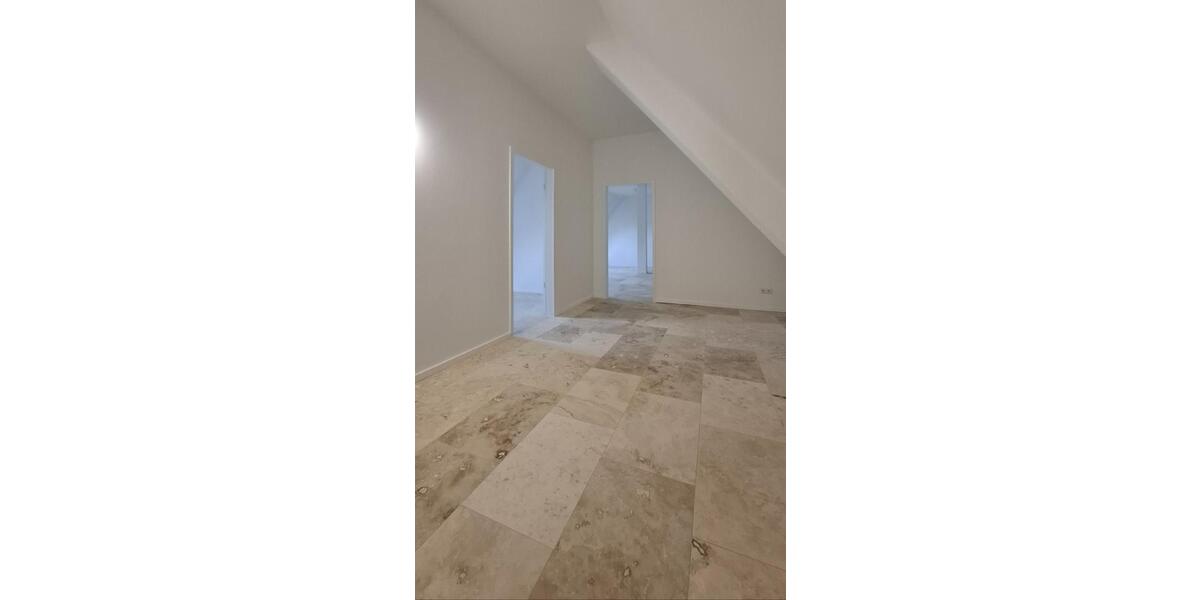 Dachgeschoßwohnung Goslar Jürgenohl - 5 Zimmer, 151 m&sup2;, 1.496&euro; | Angebot:24455960