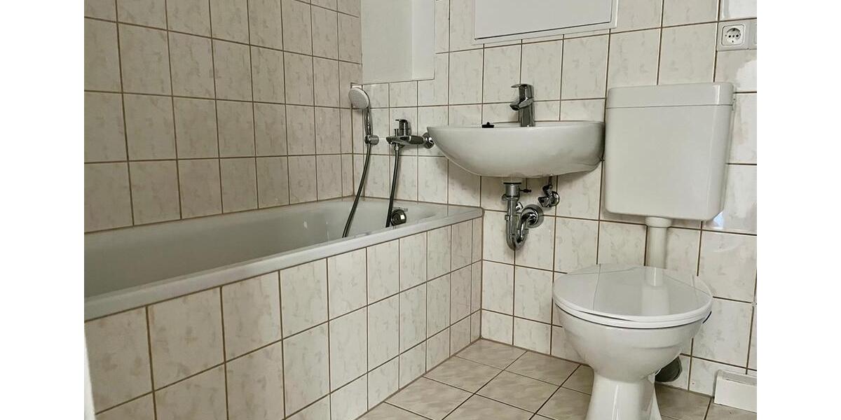 Etagenwohnung Oelsnitz (Vogtland) - 3 Zimmer, 56 m&sup2;, 337&euro; | Angebot:24889129