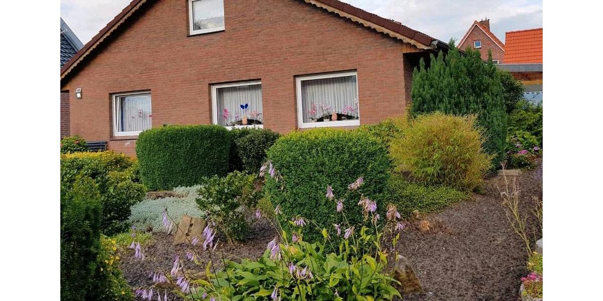 Bungalow Zetel - 3 Zimmer, 105 m&sup2;, 1.000&euro; | Angebot:26035547