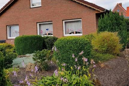 Haus Zetel - 3 Zimmer, 105 m&sup2;, 1.000&euro; | Angebot:26035547