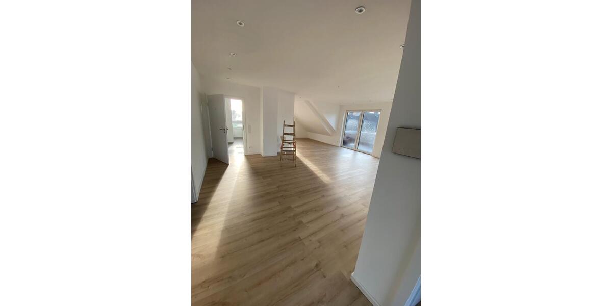 Dachgeschoßwohnung Lengerich - 3 Zimmer, 98 m&sup2;, 1.100&euro; | Angebot:24345560