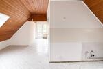 Erstbezug! Helle Dachwohnung – Nähe Uniklinik Homburg zimmer