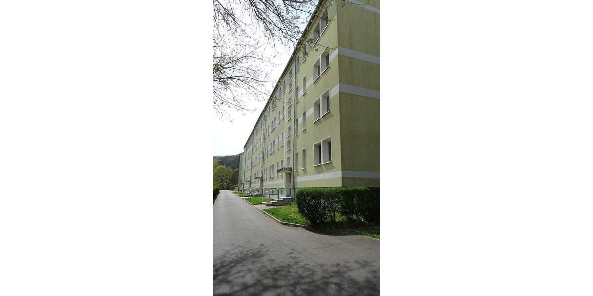 Etagenwohnung Sondershausen Zentrum - 3 Zimmer, 59 m&sup2;, 318&euro; | Angebot:24910069