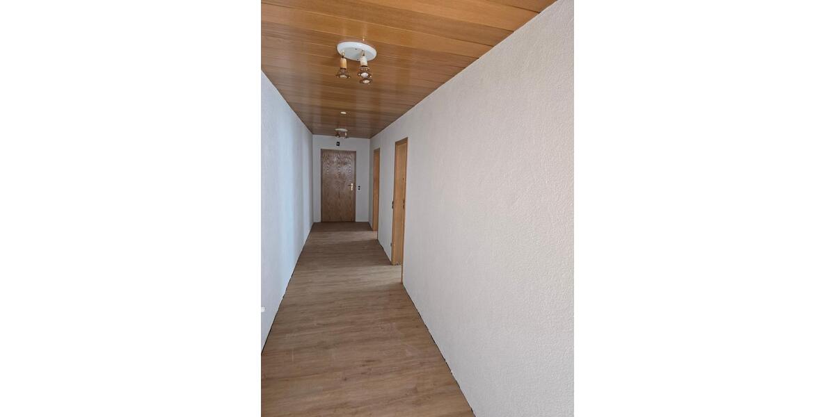 Etagenwohnung Kirkel - 3 Zimmer, 65 m&sup2;, 390&euro; | Angebot:26004557