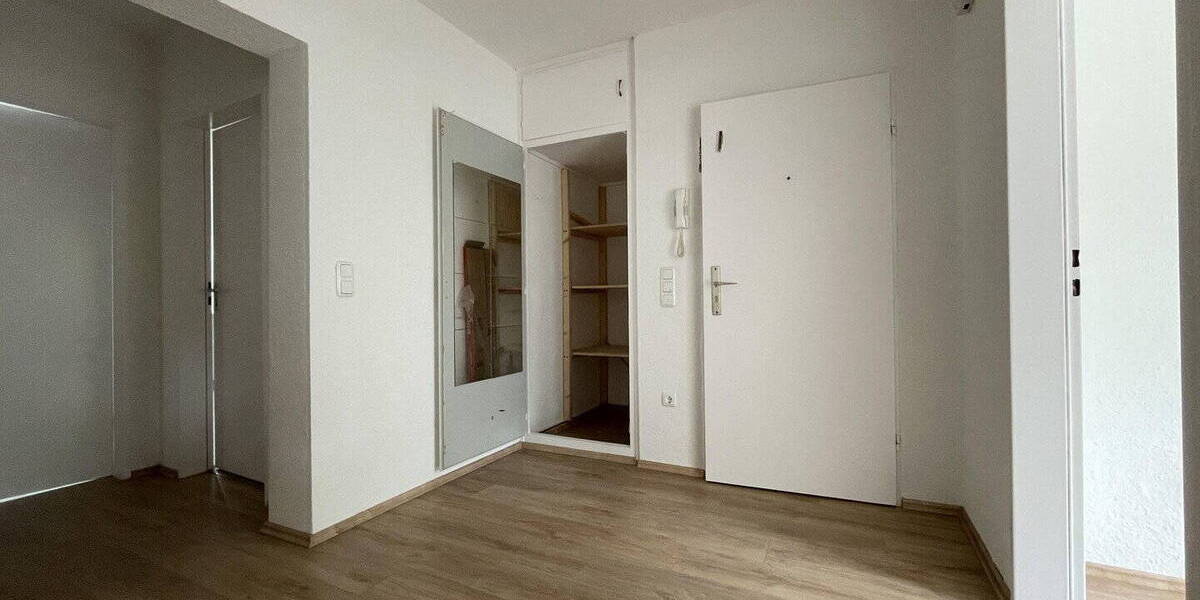 Etagenwohnung Essen Dellwig - 3 Zimmer, 75 m&sup2;, 618&euro; | Angebot:26657371