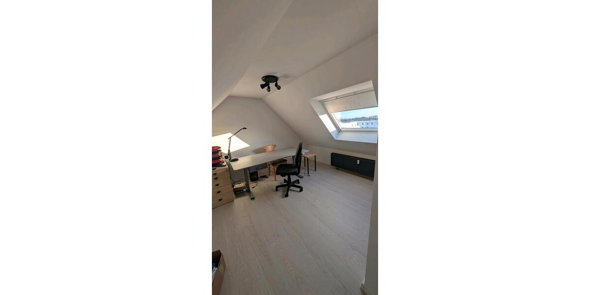 Dachgeschoßwohnung Sassenburg - 2 Zimmer, 77 m&sup2;, 700&euro; | Angebot:24399352