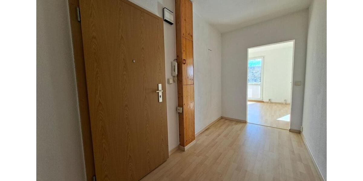 Etagenwohnung Pirna - 3 Zimmer, 58 m&sup2;, 356&euro; | Angebot:26675778