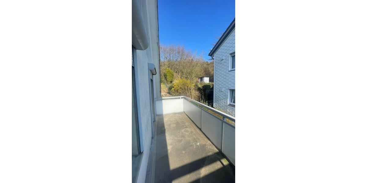 Dachgeschoßwohnung Siegen Weidenau - 3 Zimmer, 74 m&sup2;, 690&euro; | Angebot:25822561