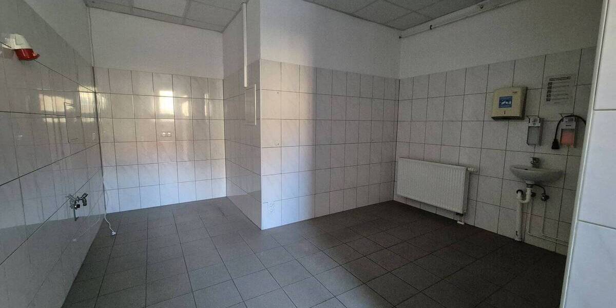 Gewerbeobjekt Bad Düben - 1 Zimmer, 211 m&sup2;, 1.199&euro; | Angebot:26188122