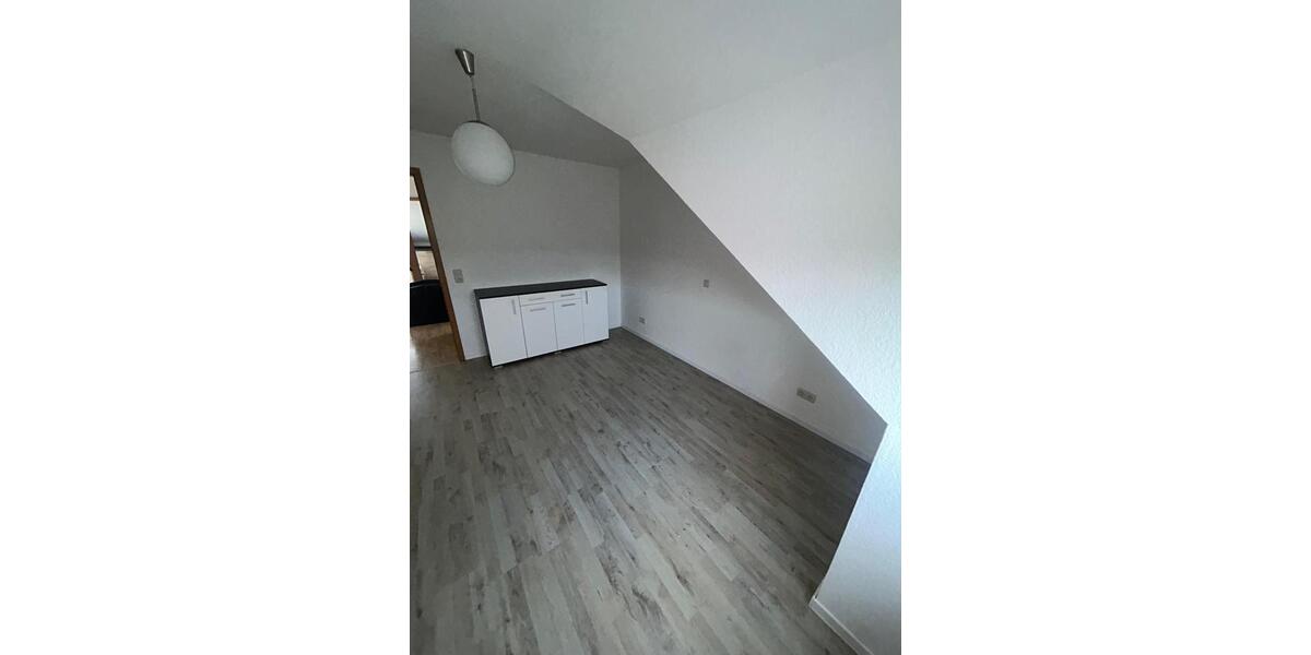 Etagenwohnung Kleinheubach - 2 Zimmer, 65 m&sup2;, 850&euro; | Angebot:26340128