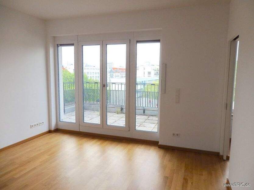Mitte, Neubau - elegante 2-Zimmer-Wohnung mit Balkon, 5.OG 2 zimmer