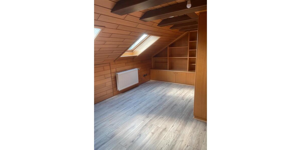 Einfamilienhaus Frankfurt am Main Sindlingen - 5 Zimmer, 150 m&sup2;, 2.090&euro; | Angebot:25989141