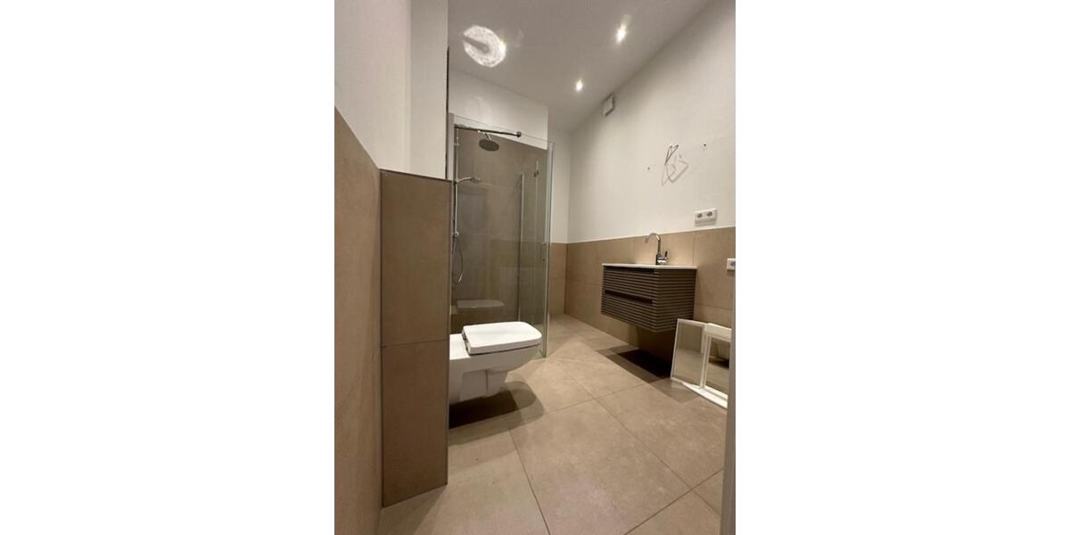 Erdgeschoßwohnung Düsseldorf Stadtbezirk 5 - 1 Zimmer, 38 m&sup2;, 690&euro; | Angebot:24490243