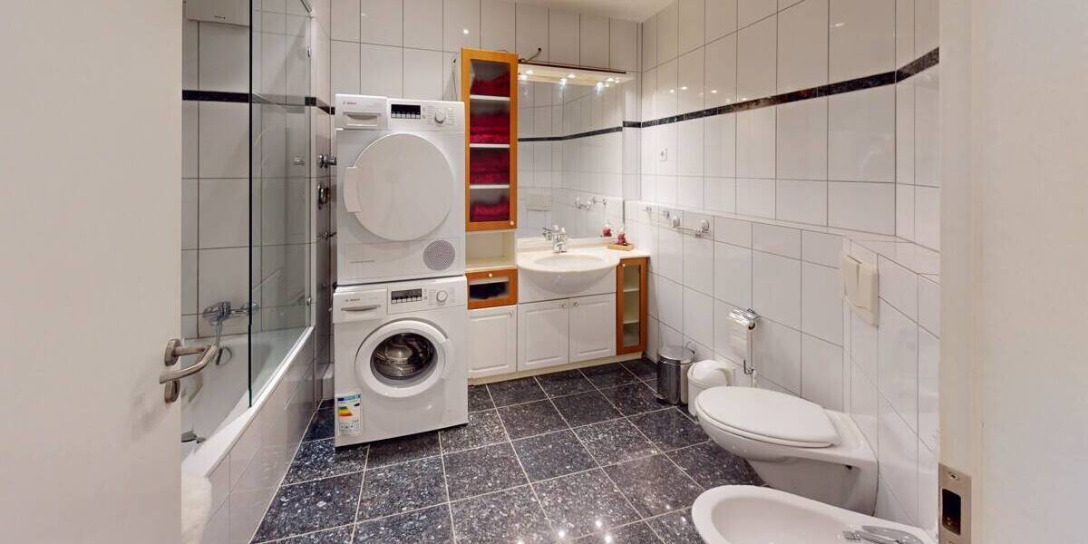 Etagenwohnung Düsseldorf Lörick - 2 Zimmer, 66 m&sup2;, 950&euro; | Angebot:26093769