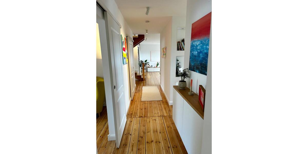 Maisonettenwohnung Kiel Wik - 5 Zimmer, 152 m&sup2;, 1.800&euro; | Angebot:24779352