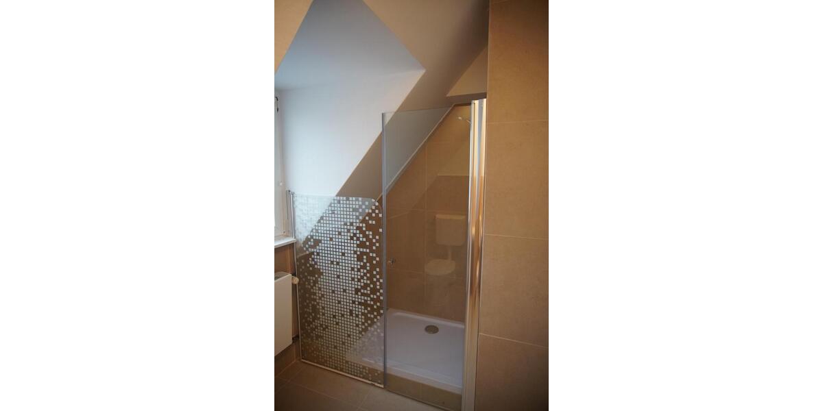 Dachgeschoßwohnung Bad Honnef - 3 Zimmer, 82 m&sup2;, 900&euro; | Angebot:24478584