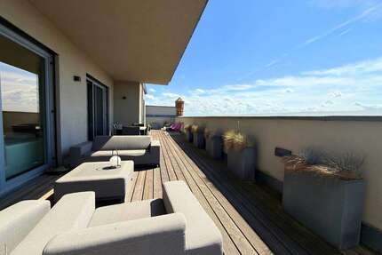 Wohnung zum Mieten in Leipzig Gohlis 2.975 € 238.02 m²