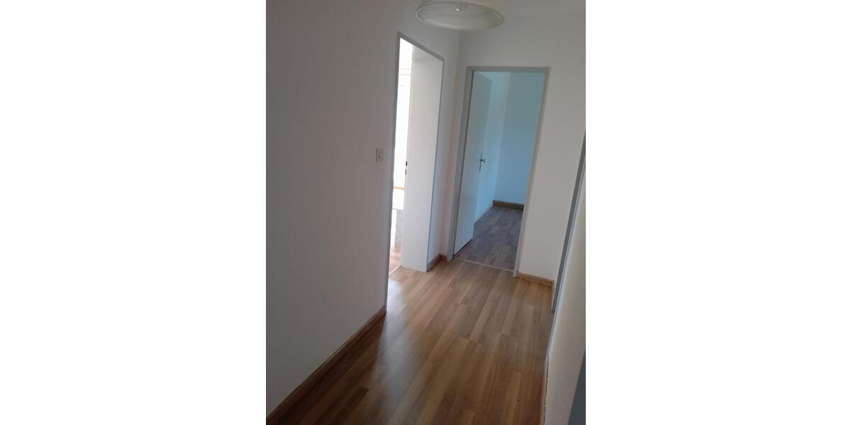 Etagenwohnung Kirchenlamitz Hohenbuch - 3 Zimmer, 58 m&sup2;, 340&euro; | Angebot:26018699