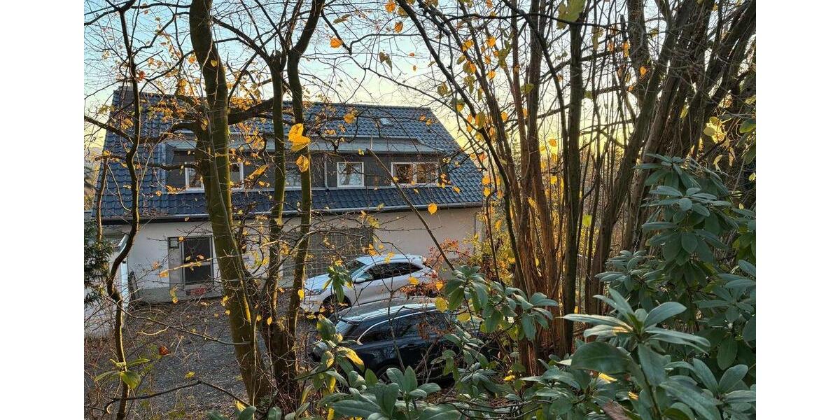 Erdgeschoßwohnung Hennef (Sieg) - 3 Zimmer, 150 m&sup2;, 1.350&euro; | Angebot:26461049