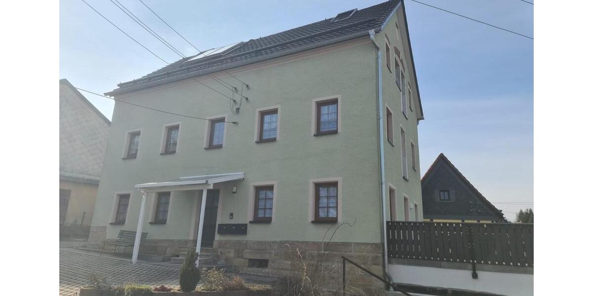 Dachgeschoßwohnung Sebnitz - 4 Zimmer, 87 m&sup2;, 599&euro; | Angebot:25873354