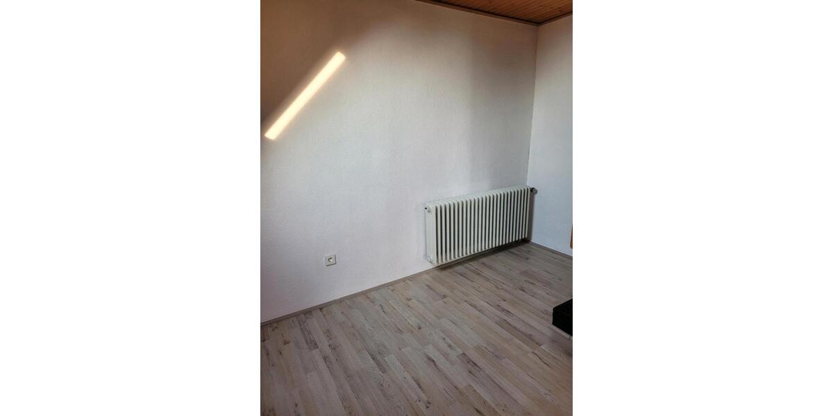Doppelhaushälfte Brake (Unterweser) - 4 Zimmer, 128 m&sup2;, 1.250&euro; | Angebot:26523116