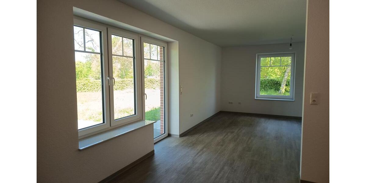 Doppelhaushälfte Zetel - 6 Zimmer, 200 m&sup2;, 1.500&euro; | Angebot:26533162