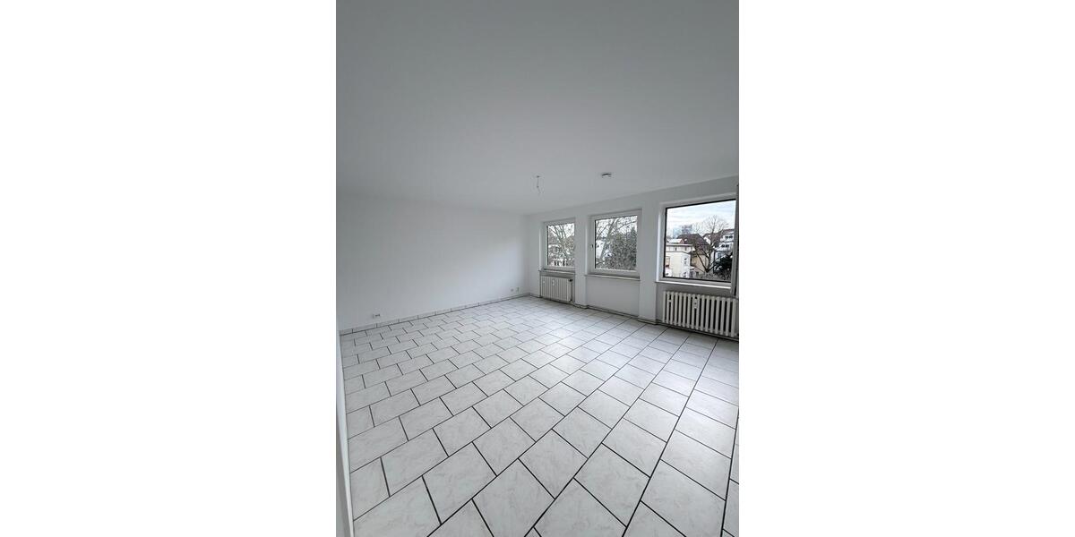 Etagenwohnung Duisburg - 3 Zimmer, 70 m&sup2;, 630&euro; | Angebot:25127702