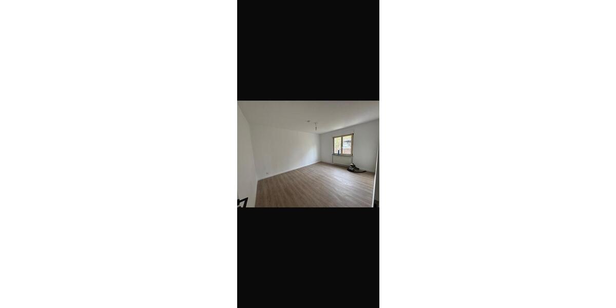 Etagenwohnung Pforzheim Weststadt - 4 Zimmer, 100 m&sup2;, 1.050&euro; | Angebot:26049577