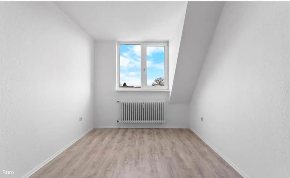 Dachgeschoßwohnung Bremen Burglesum - 3 Zimmer, 72 m&sup2;, 900&euro; | Angebot:26670056
