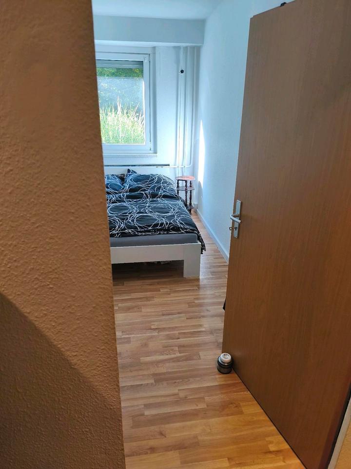 Besichtigungsstop 2 Raum Wohnung im Erdgeschoss mit Terrasse